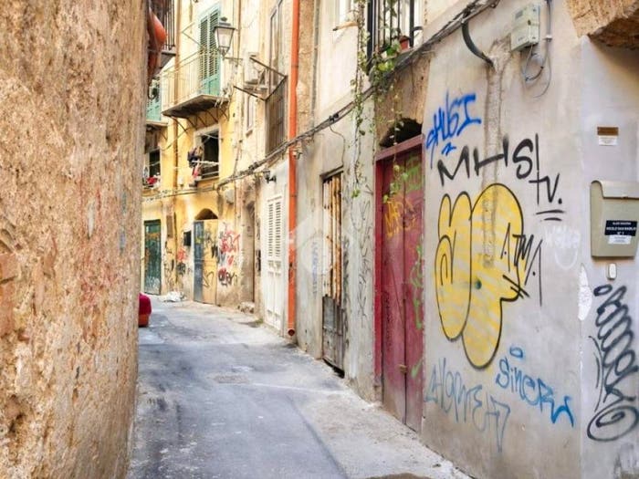 Appartamento con 6 locali in vendita in Vicolo S Basilio, Castellammare, Palermo