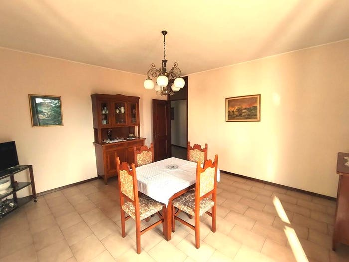 Casa quadrilocale in vendita in Via Papa Giovanni XXIII, Carobbio, Carobbio degli Angeli