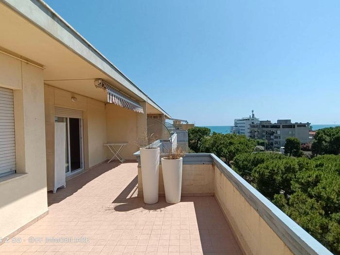 Casa trilocale in vendita in Viale di Casabianca, Lido Di Fermo, Fermo