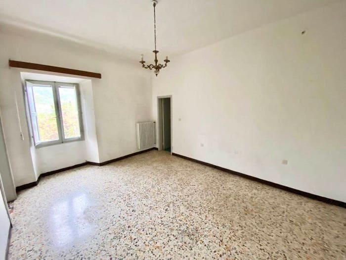 Appartamento con 6 locali in vendita in Centro, Fossombrone