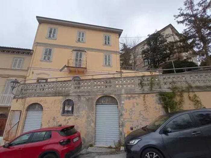 Casa con 6 locali in vendita in Via A Crivellucci, Acquaviva Picena