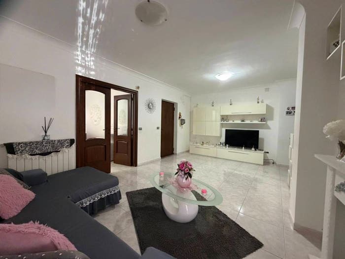 Appartamento bilocale in vendita in Via Giovanni Pascoli, Centro, Casalnuovo di Napoli