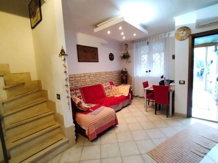 Casa quadrilocale in vendita in Via Luigi Viola, Ostia Antica, Roma