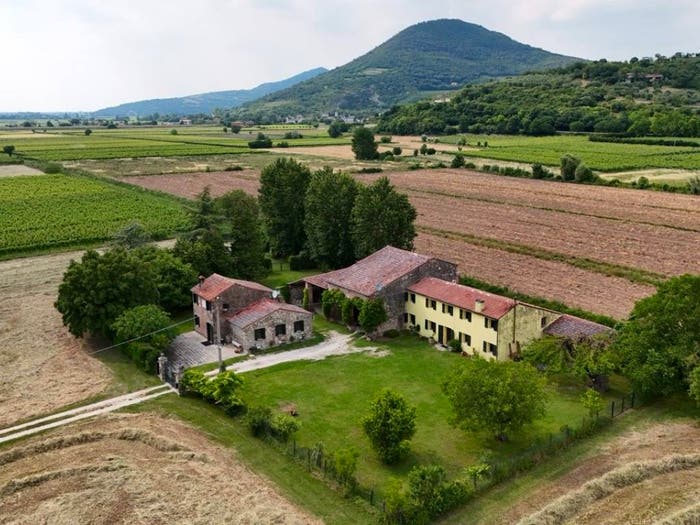 Casa con 5 locali in vendita in Via Vallesana, Valle San Giorgio, Baone