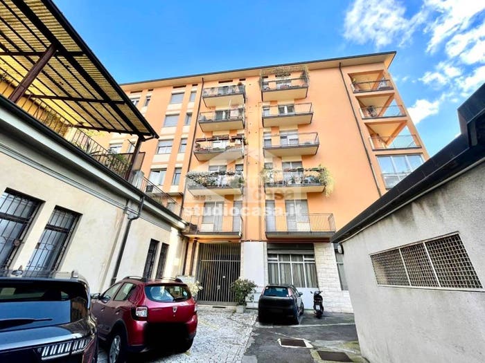 Appartamento trilocale in vendita in via Palazzolo, Stazione, Bergamo