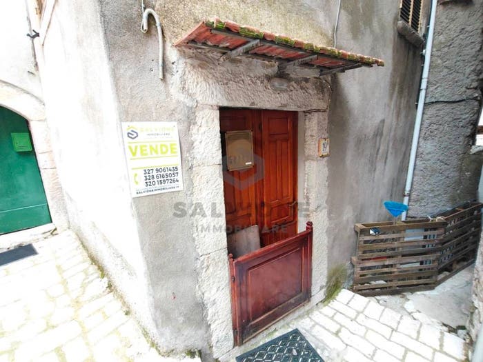 Casa con 5 locali in vendita in Via San Pietro, Centro, Cusano Mutri