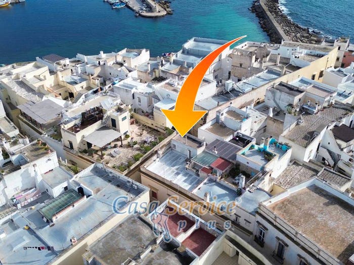 Appartamento con 5 locali in vendita in Via Gianbattista De Tomasi, Centro Storico, Gallipoli