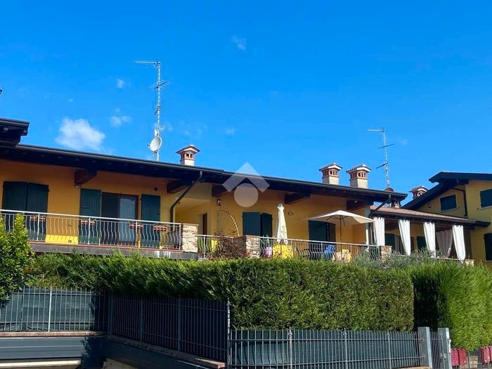 Appartamento trilocale in vendita in Via san cipriano, San Cipriano, Lonato del Garda