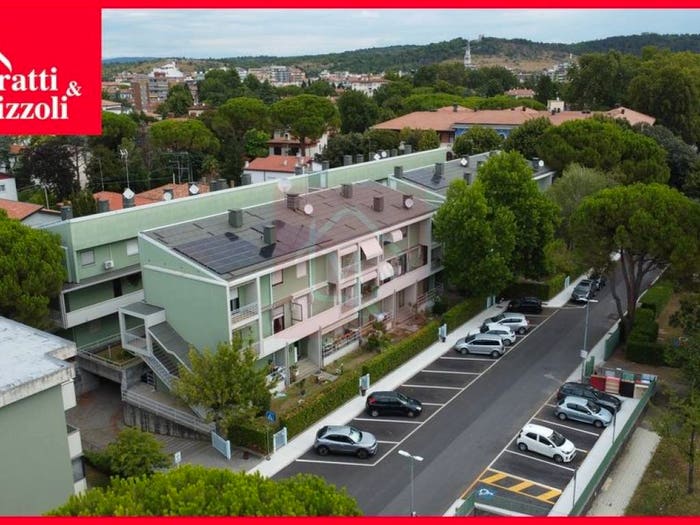 Appartamento con 5 locali in vendita in Via medaglia d'oro Tommaso Cellottini, Centro, Monfalcone
