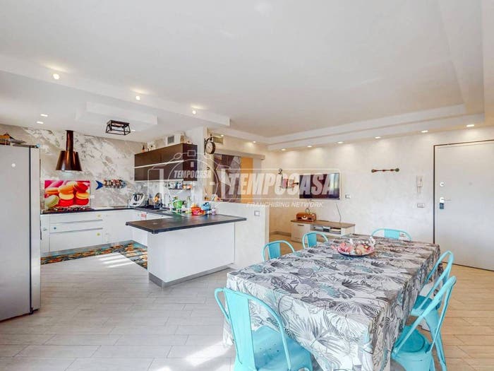 Appartamento con 5 locali in vendita in Via SANT'ANNA, Sant'anna, San Cesario sul Panaro