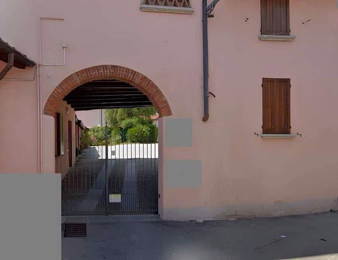 Appartamento trilocale in vendita in Via Volta, Lipomo