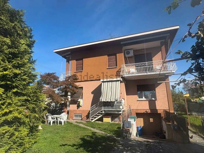 Casa con 6 locali in vendita in Via Pastrengo, Centro, Somma Lombardo