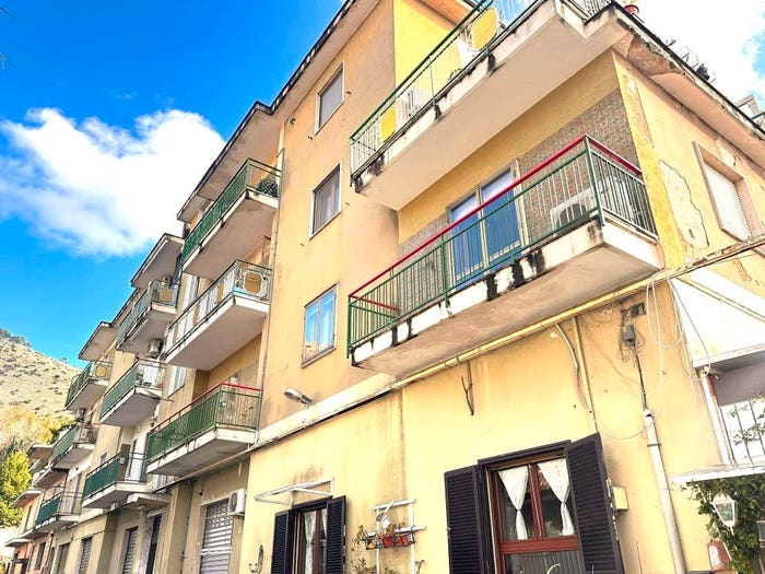 Appartamento con 5 locali in vendita in Via Brecciame, Centro, Maddaloni