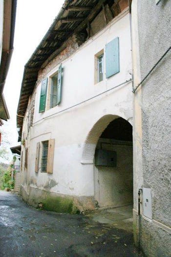 Casa bilocale in vendita in Via Risorgimento, Ara, Grignasco