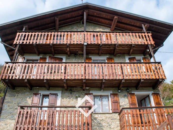 Casa con 5 locali in vendita in Frazione Ca' Faitelle, Civo
