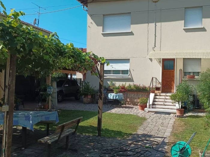 Casa con 6 locali in vendita in Via Enrico Fermi, Bussolengo