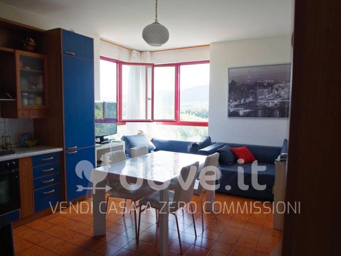 Appartamento trilocale in vendita in viale Roma, Centro, Chianciano Terme