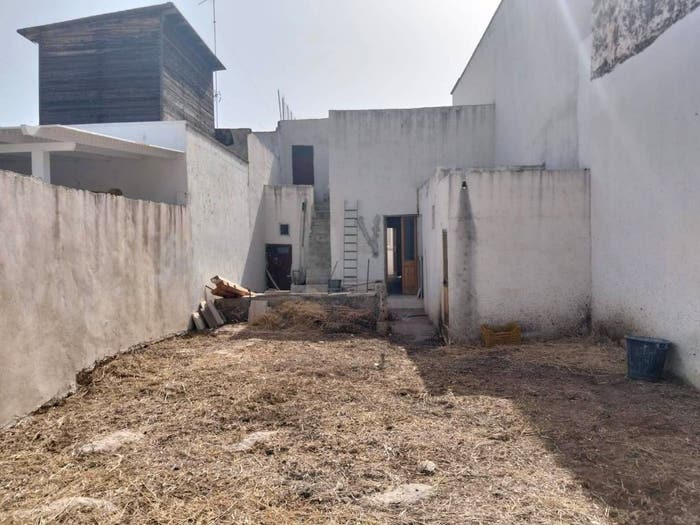 Casa con 5 locali in vendita in Via Salvator Rosa, Melissano