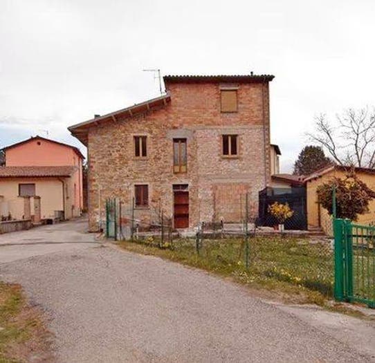 Casa con 6 locali in vendita in San Pellegrino, Gualdo Tadino