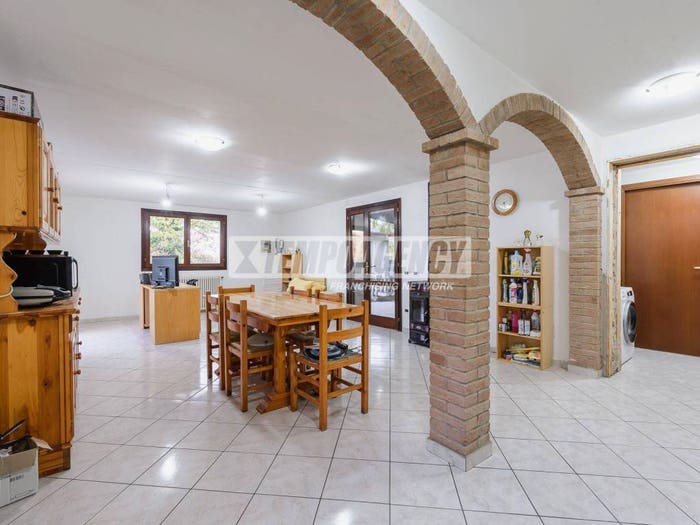 Casa trilocale in vendita in Via Torrente Guerro Cervaro, Banzuola Nuova, Serramazzoni