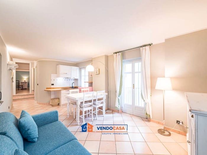 Appartamento bilocale in vendita in Via Umberto, Centro, La Morra
