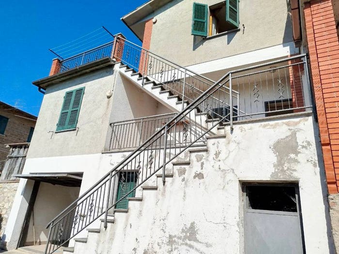 Casa con 6 locali in vendita in Frazione San Lorenzo, San Lorenzo, Monteleone d'Orvieto