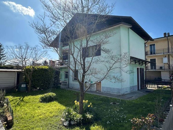 Casa con 6 locali in vendita in Vicolo Ernesto Che Guevara, Centro, Mede