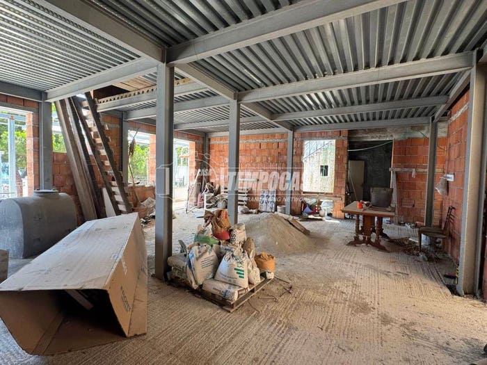 Appartamento con 5 locali in vendita in Viale Italia, Viale Italia Montepiselli, Messina