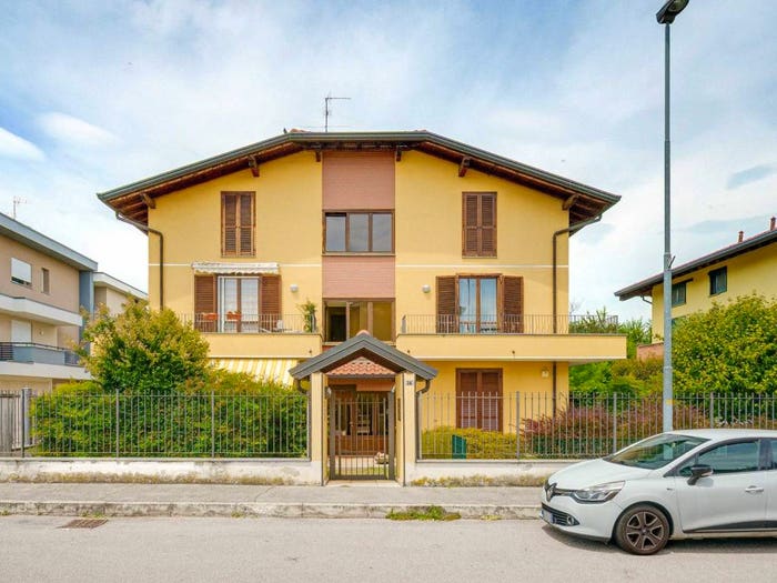 Appartamento trilocale in vendita in Via Antonio Vivaldi, Dairago