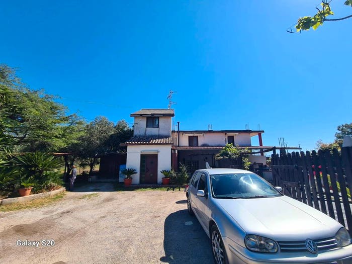 Casa con 6 locali in vendita in Via Litoranea SalernoPaestum, Lago, Battipaglia