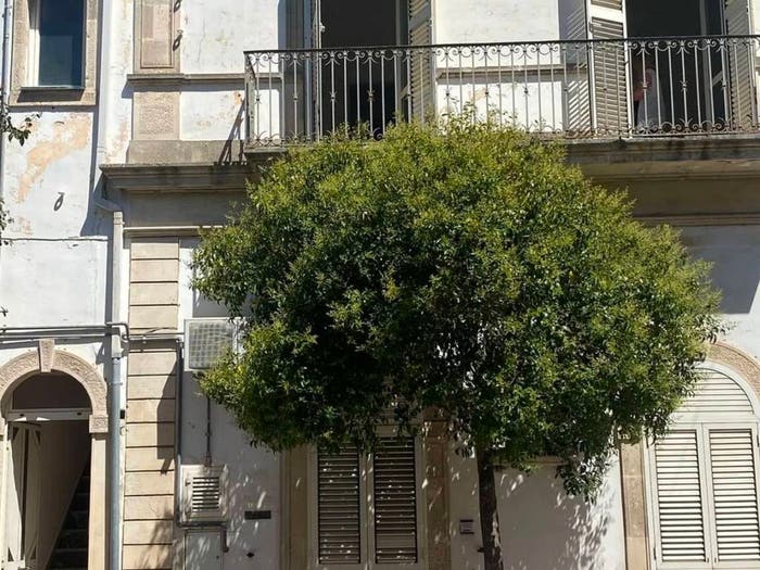 Appartamento trilocale in vendita in Corso Maria D'Enghien, Centro, Galatina