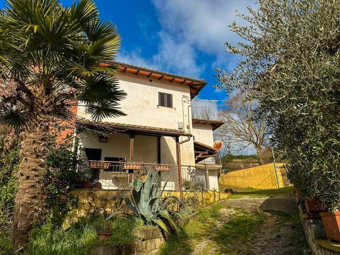 Casa con 6 locali in vendita in Loc Cellaio, Vaiano, Castiglione del Lago