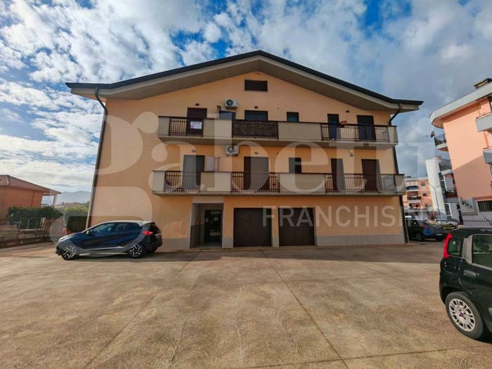 Appartamento trilocale in vendita in Via Giotto Di Bondone, Centro, Venafro