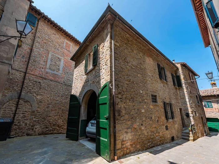 Casa con 5 locali in vendita in Vicolo Mancini, Centro, Cortona