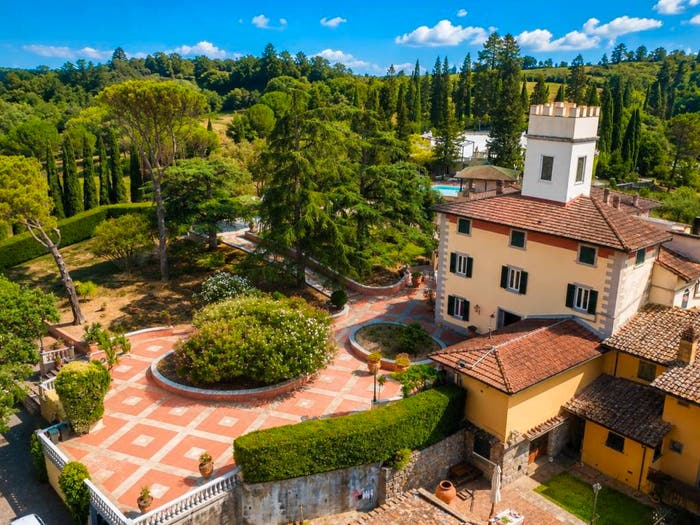 Casa con 6 locali in vendita in Lastra a Signa