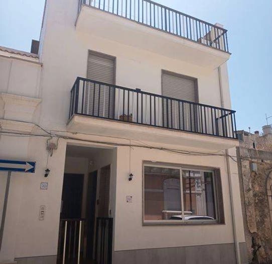 Casa con 6 locali in vendita in Via V Gioberti, Centro, Pachino