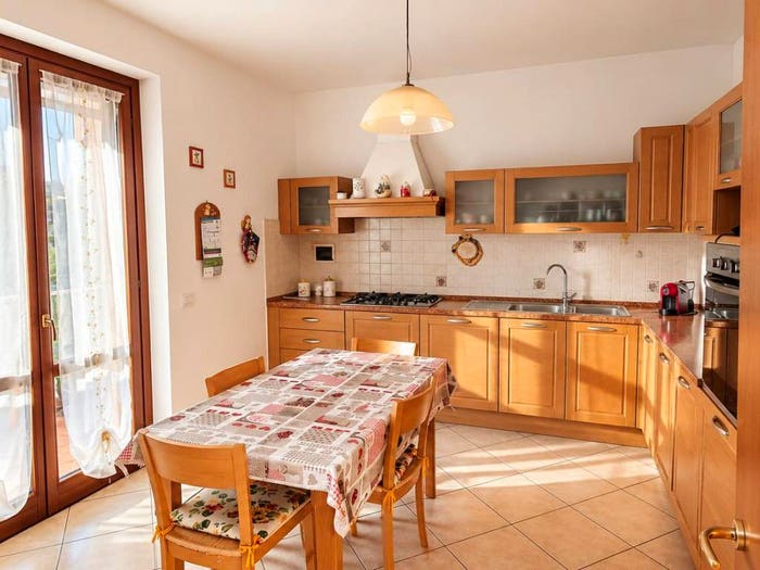 Appartamento con 5 locali in vendita in BRUNO TORPIGLIANI, Centro, Asciano
