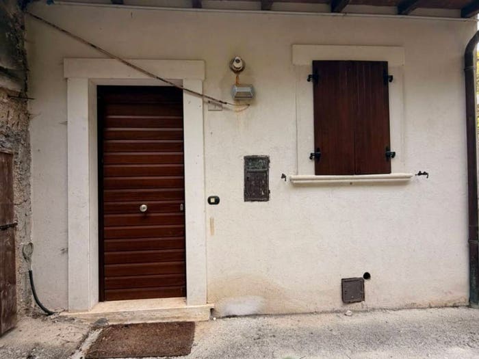 Appartamento quadrilocale in vendita in Via dei Colli, Centro, Rocca Pia