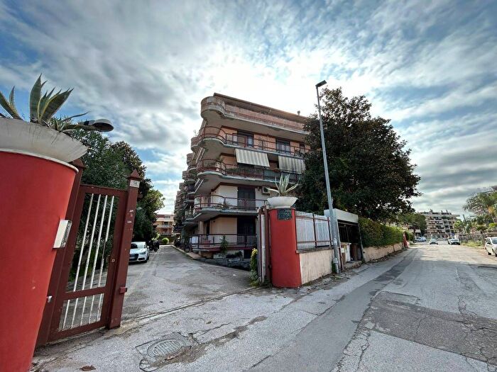 Appartamento con 5 locali in vendita in Via Pier Paolo Pasolini, Ex Saint Gobain, Caserta