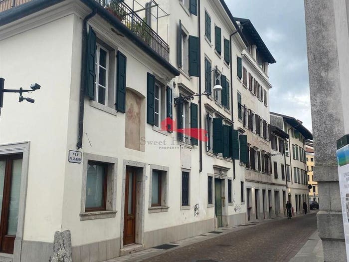 Appartamento con 6 locali in affitto in Via Palladio, Centro Storico, Udine