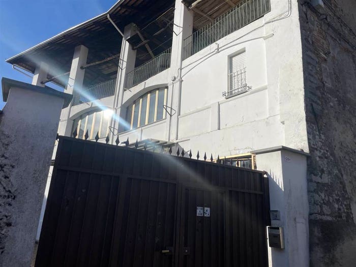 Casa con 6 locali in vendita in Tollegno