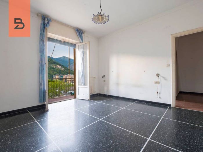 Appartamento bilocale in vendita in Via Terpi, Molassana, Genova
