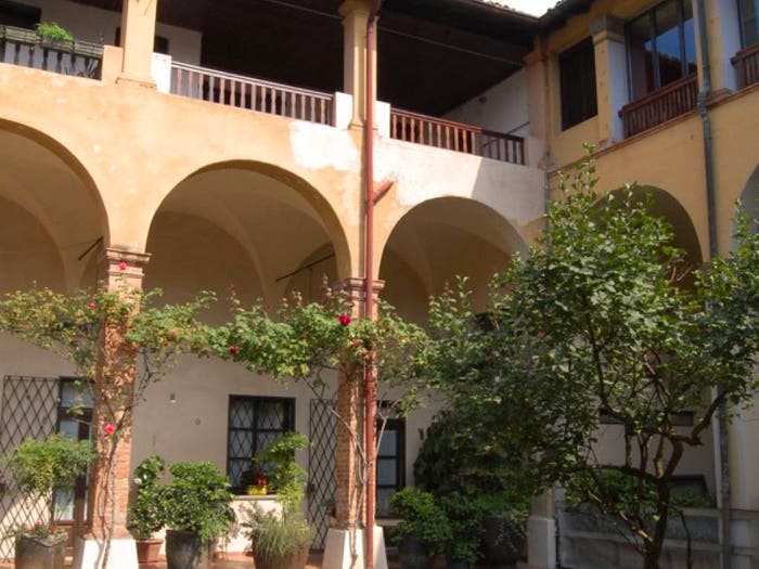 Appartamento quadrilocale in vendita in via Alessandro Volta, Lambrugo