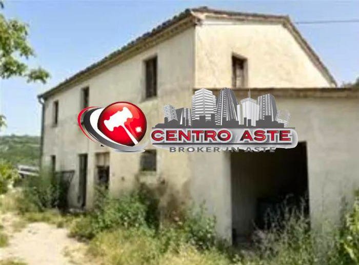 Casa con 6 locali in vendita in Via Pianacci Tavoleto PU Italia, Casinella, Tavoleto