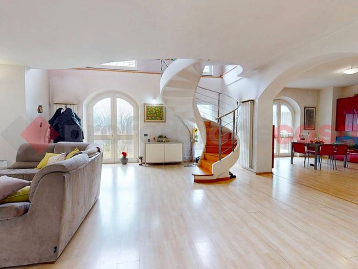 Casa quadrilocale in vendita in Via di Nestrignana Piano di Coreglia, Piano Di Coreglia Ghivizzano, Coreglia Antelminelli