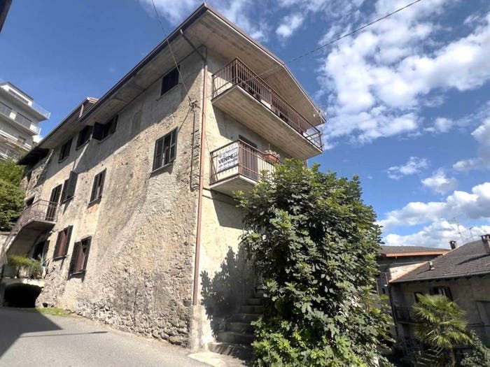 Casa con 6 locali in vendita in VIA XXV APRILE, Centro, Berbenno di Valtellina