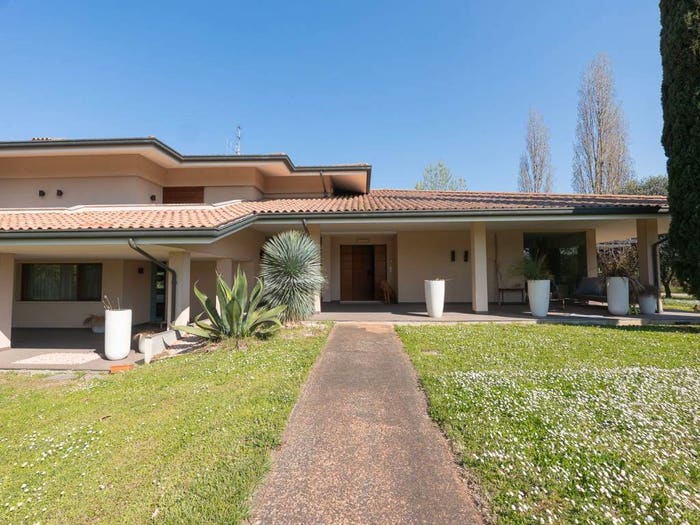 Casa con 6 locali in vendita in Sala, Cesenatico