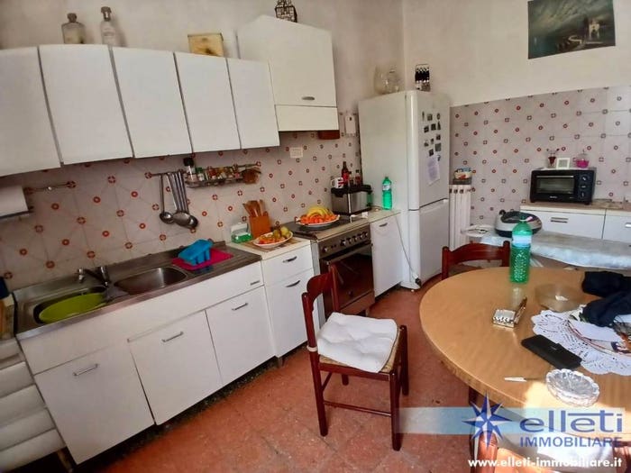Casa trilocale in vendita in Castagnola, Massa