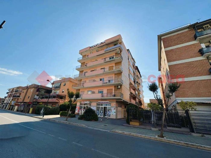 Appartamento quadrilocale in vendita in VIA VERDI, Centro, Aprilia
