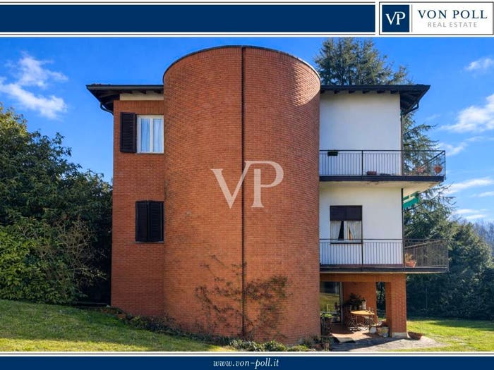 Casa con 6 locali in vendita in Giacomo Della Porta, Albate Muggiò, Como